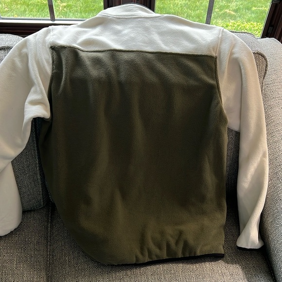 Lands' End Men’s Heritage Fleece
Snap Neck Pullover Two Tone olive green/cream - Picture 4 of 4